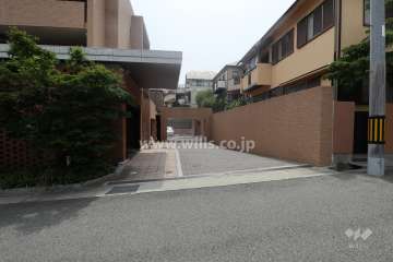 駐車場出入口