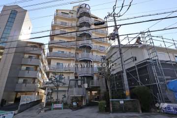 アクタの外観(北側から)