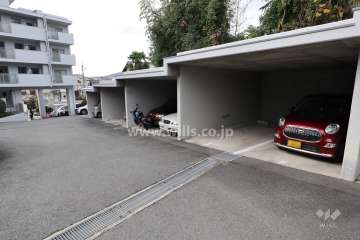 敷地内駐車場（屋内平面式）