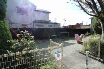 敷地に隣接する公園