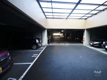 敷地内駐車場（屋内平面式）