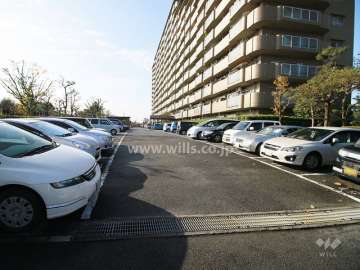敷地内駐車場（屋外平面式）