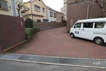 エントランスアプローチ