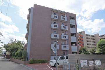 グランドメゾン高槻の外観（北側から）