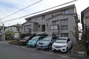 グリーンアベニュー高槻緑が丘の外観（北西側から）