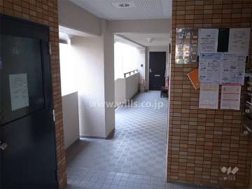 エントランスホール