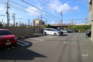 敷地内駐車場（屋外平面式）