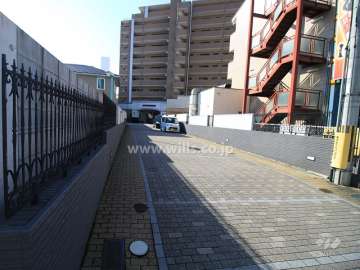 エントランスアプローチ