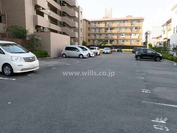 敷地内駐車場（屋外平面式）