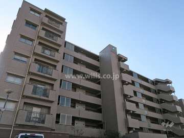 サーパス高槻の外観（北側から）