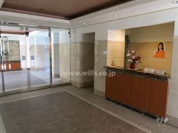 エントランスホール