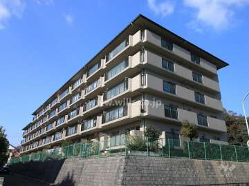 サンヴェール高槻1棟外観（南東側から）