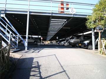 敷地内立体駐車場