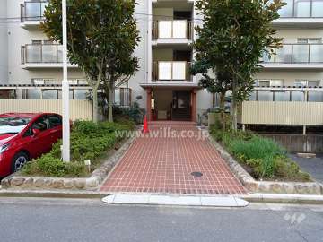 エントランスアプローチ