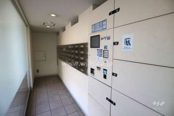 共用ポストと宅配ボックス