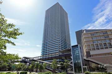 ジオタワー高槻ミューズガーデンの外観（北東側から）