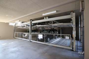 敷地内駐車場（屋内機械式）