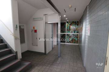 エントランスホール