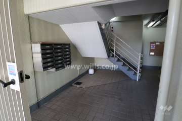 エントランス内