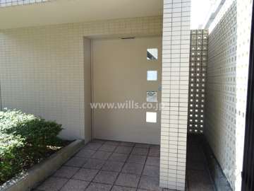 駐輪場出入り口