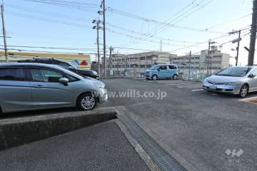 敷地内駐車場(屋外平面式)