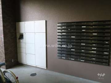 宅配ボックスと郵便ボックス