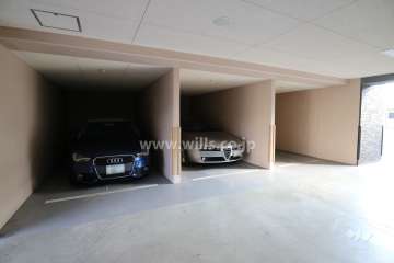 敷地内駐車場（屋内平面式）