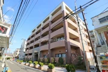 セレブ高槻北園町の外観（南西側から）