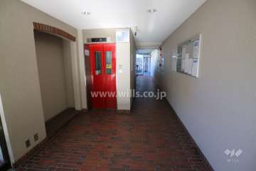 エントランスホール