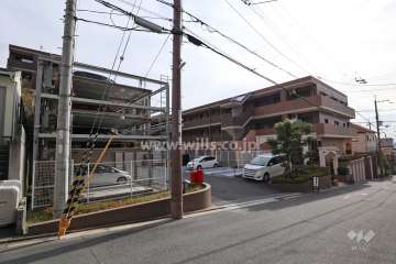 ダイアパレス高槻緑が丘の外観（西側から）