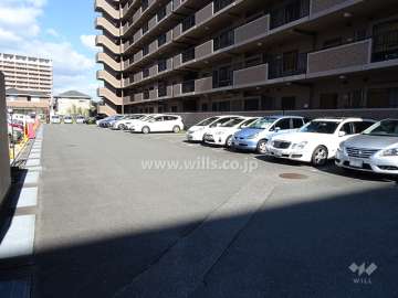 敷地内駐車場（屋外平面式）