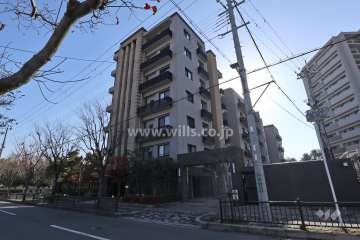 パークコート高槻の外観(北側から)