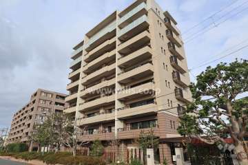 パークホームズ高槻殿町の外観（南西側から）