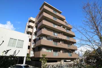 プライムコート高槻総持寺の外観（南西側から）２