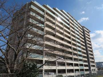 プラウドシティ高槻ステージアの外観（北西側から）