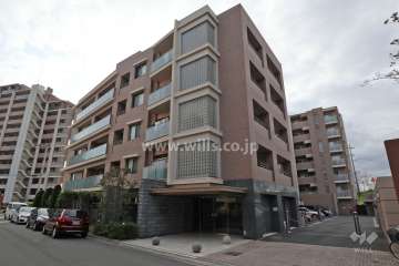 プラウドシティ高槻ビューレジデンスの外観（北東側から）