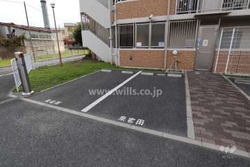 来客用駐車場（2台）