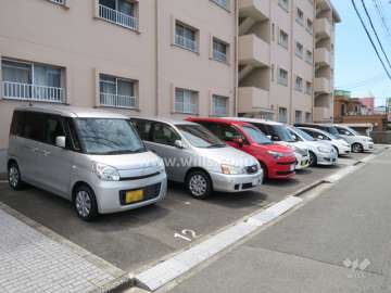 敷地内駐車場(屋外平面式)