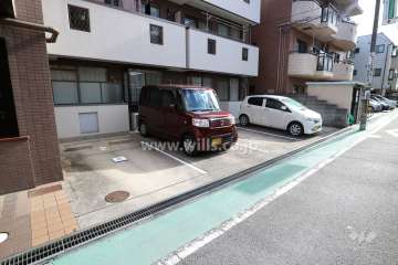 敷地内駐車場(屋外平面式)
