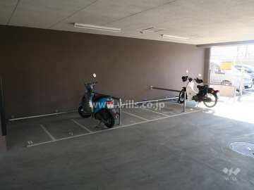 バイク置場