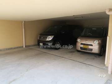 敷地内駐車場（屋内平面式）