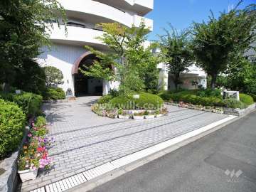 エントランスアプローチ