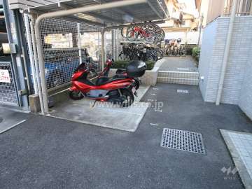 バイク置場