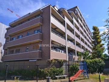 ライオンズ高槻古曽部の外観(西側から)