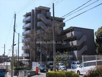 ライフフィールドハイム高槻参番館の外観（北東側から）