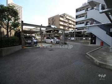 敷地内駐車場（屋外機械式）