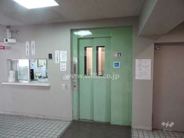 エレベーター付です。