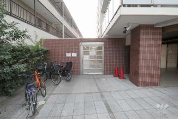 駐輪場の出入り口