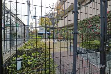 敷地内の公園