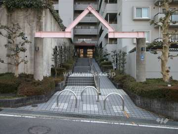 エントランスアプローチ